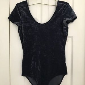 NWOT American Eagle velvet body suit